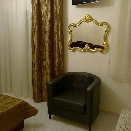 Apartamento George & Sia's House Néos Marmarás