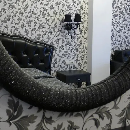 George & Sia's House