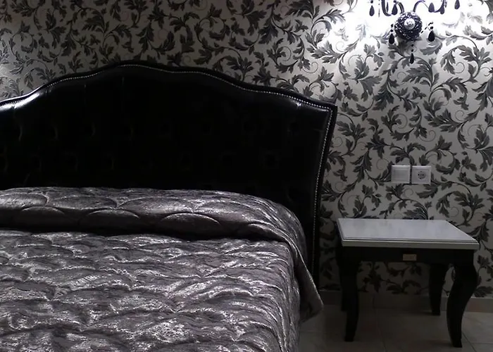 George & Sia's House * Néos Marmarás