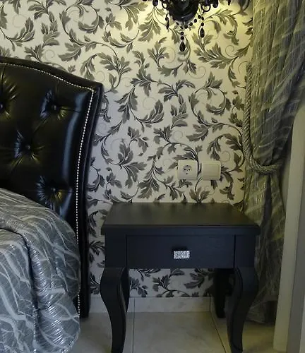 George & Sia's House