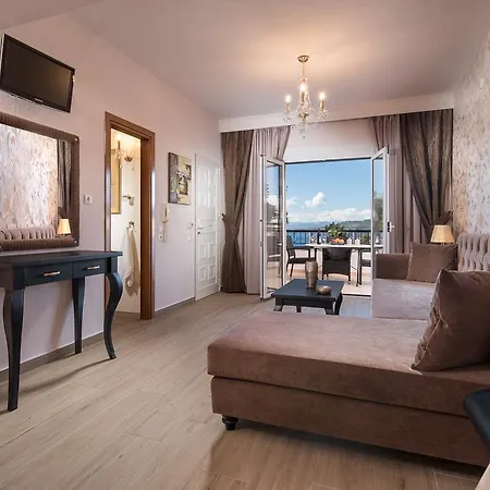 George & Sia's House Néosz Marmarász