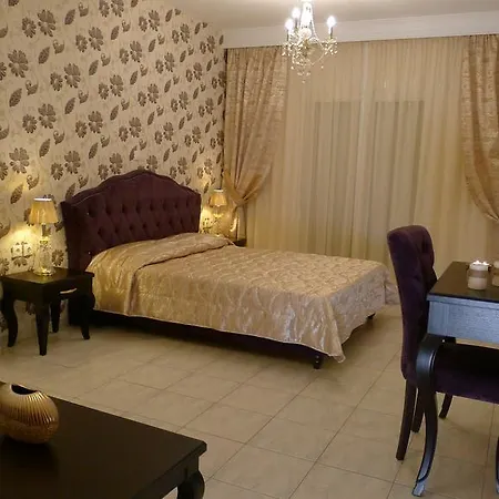 George & Sia's House Neos Marmaras