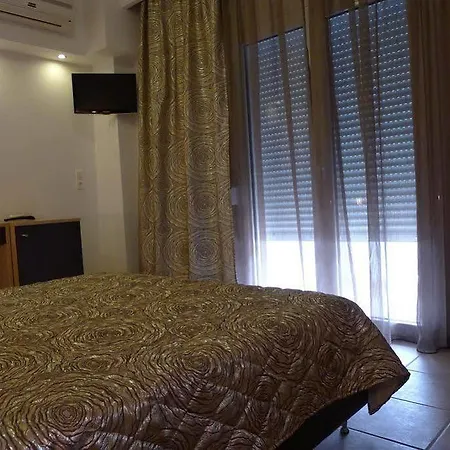 George & Sia's House * Neos Marmaras