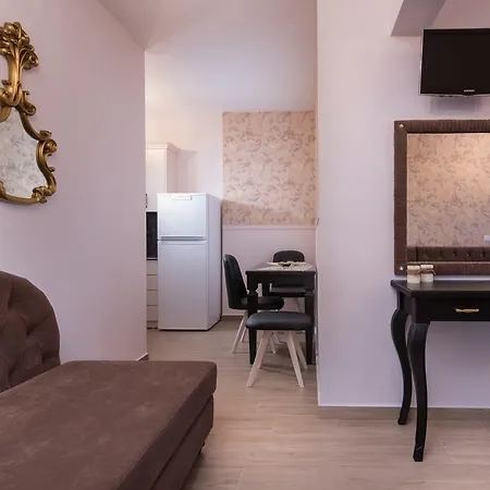 George & Sia's House Apartmán Neos Marmaras